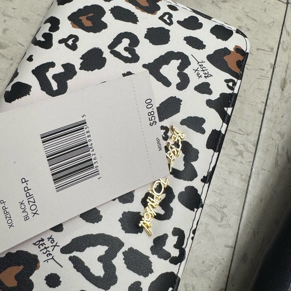 Betsey Johnson wristlet wallet pick one - Picture 14 of 14